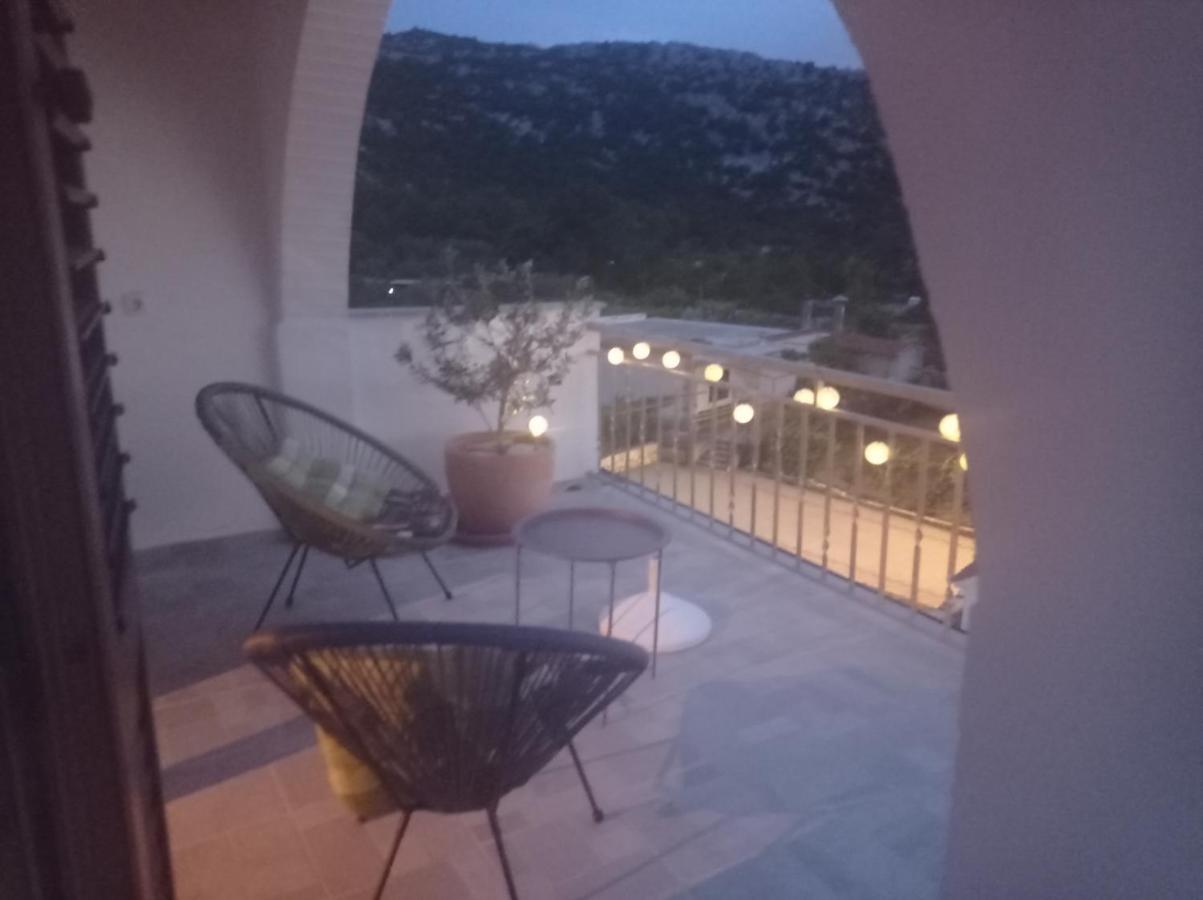 Panoramico Apartment, Private Jacuzzi เบรลา ภายนอก รูปภาพ
